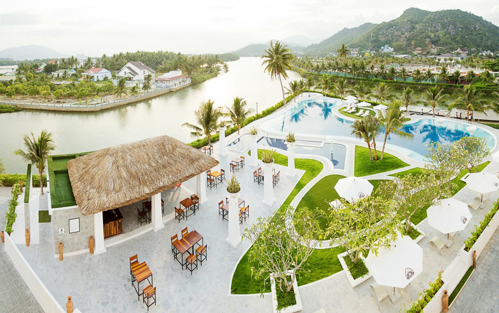 Cham Oasis Nha Trang Resort Condotel Exterior photo